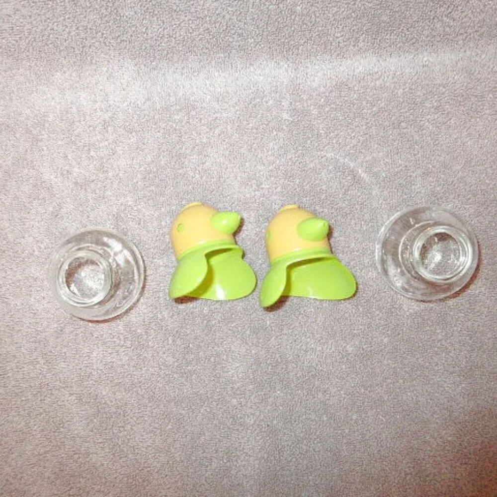 Vintage German Salt & Pepper Shakers 2 Piece Stoha Glass Chicken Birds EUC